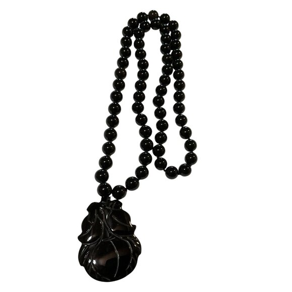 Vintage Chinese Black Onyx Beaded Necklace With Carved Peach Pendant 26"L - Picture 1 of 5